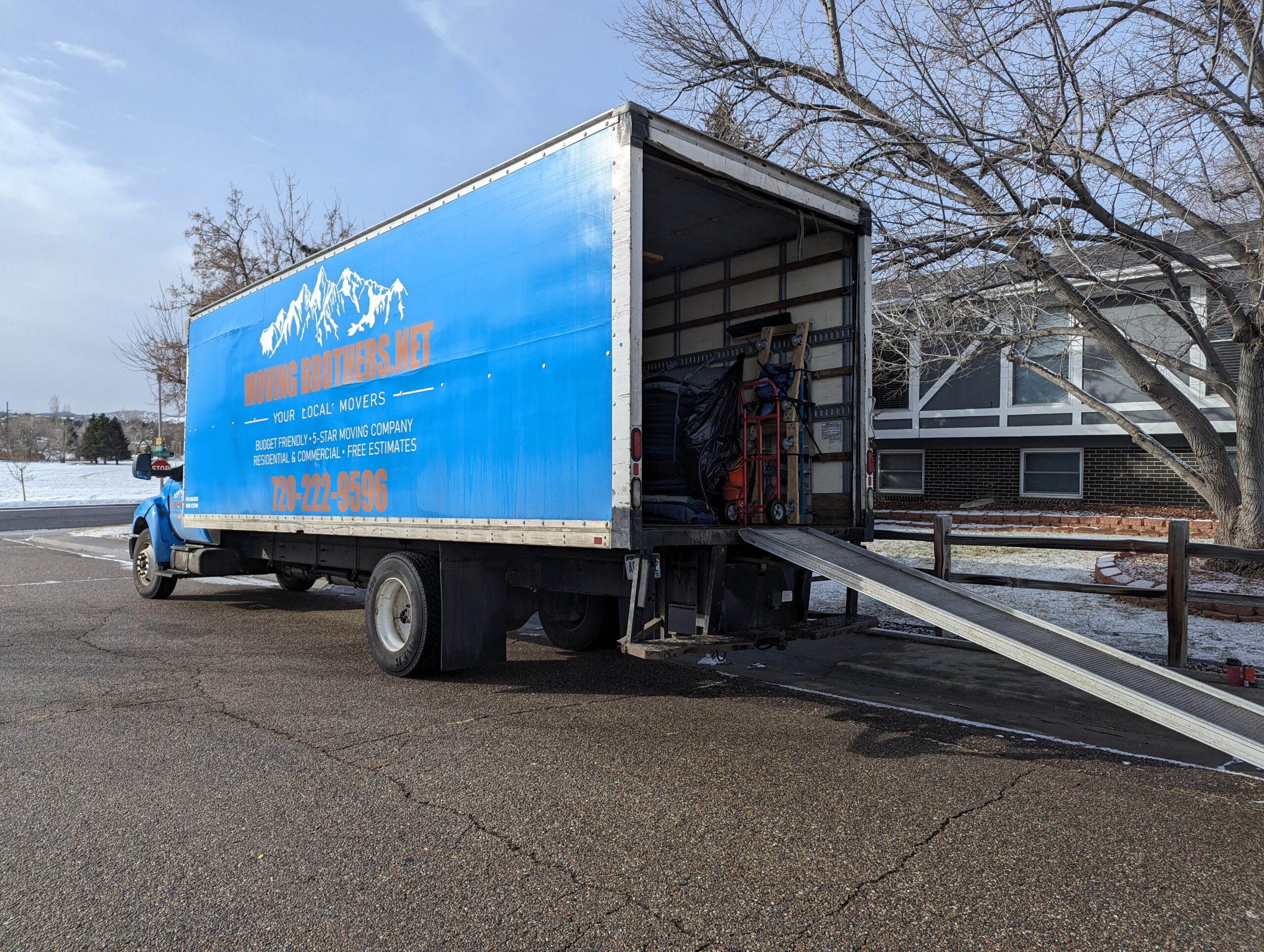 Compassionate senior moving services in Denver